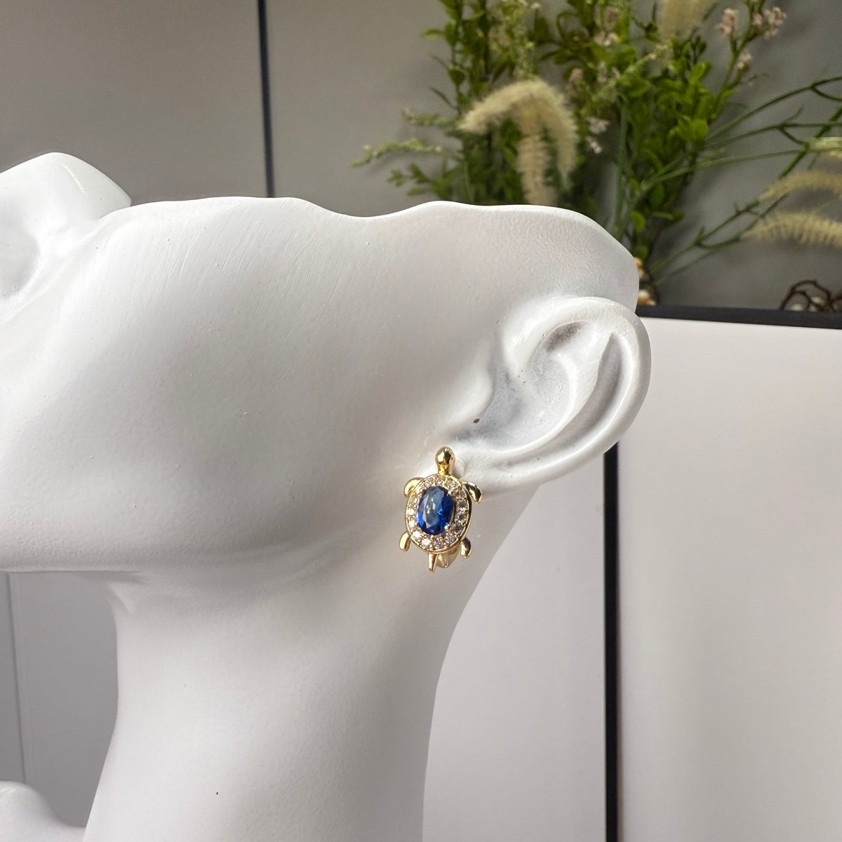 gold-plated turtle earrings with zircon