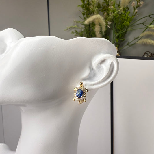 Gold-plated turtle earrings with zircon