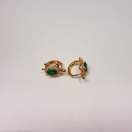 Gold-plated turtle earrings with zircon