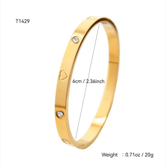 Heart-shaped Round Diamond Bracelet