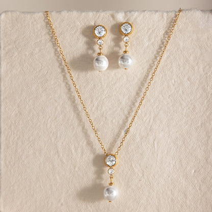 18K Gold Plated Pearl Pendant with Zircon