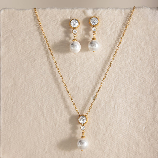 18K Gold Plated Pearl Pendant with Zircon