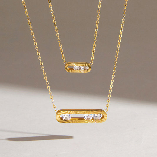 Moving Zircon Necklace