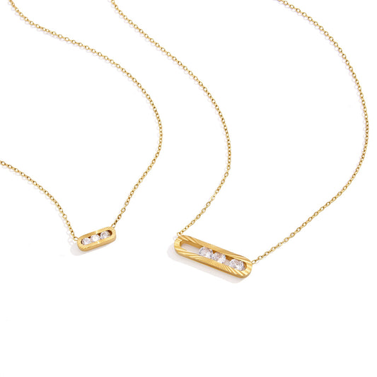 Moving Zircon Necklace