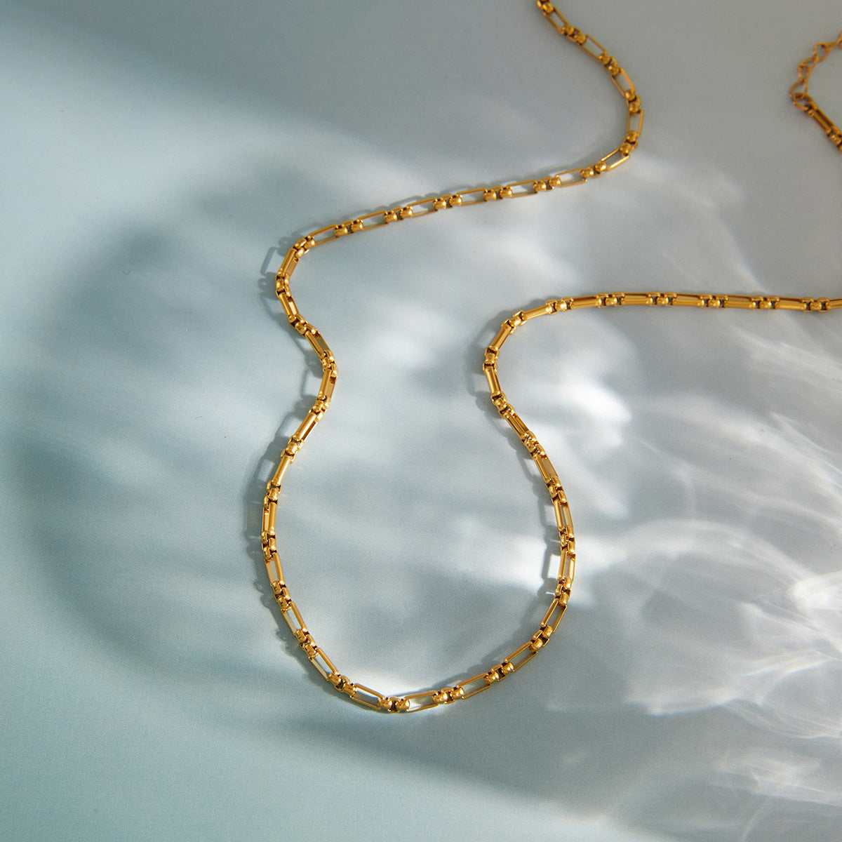 heart‑shaped natural mother‑of‑pearl stainless steel necklace