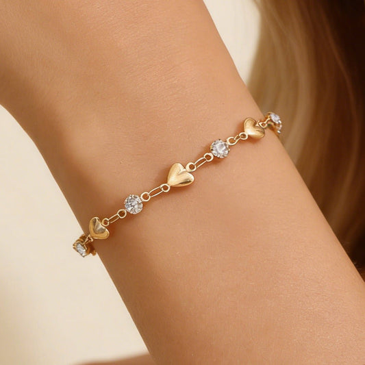 Sweet Cool Heart Cubic Zirconia Bracelet For Women, Ins Minimalist Hollow Heart Niche Design Student Versatile Wrist Jewelry Gift - Fortune7Jewelry